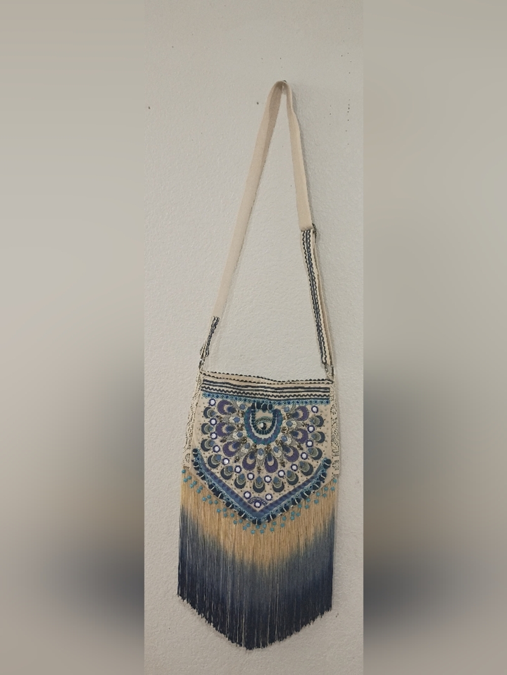 Labellum Beaded Bag